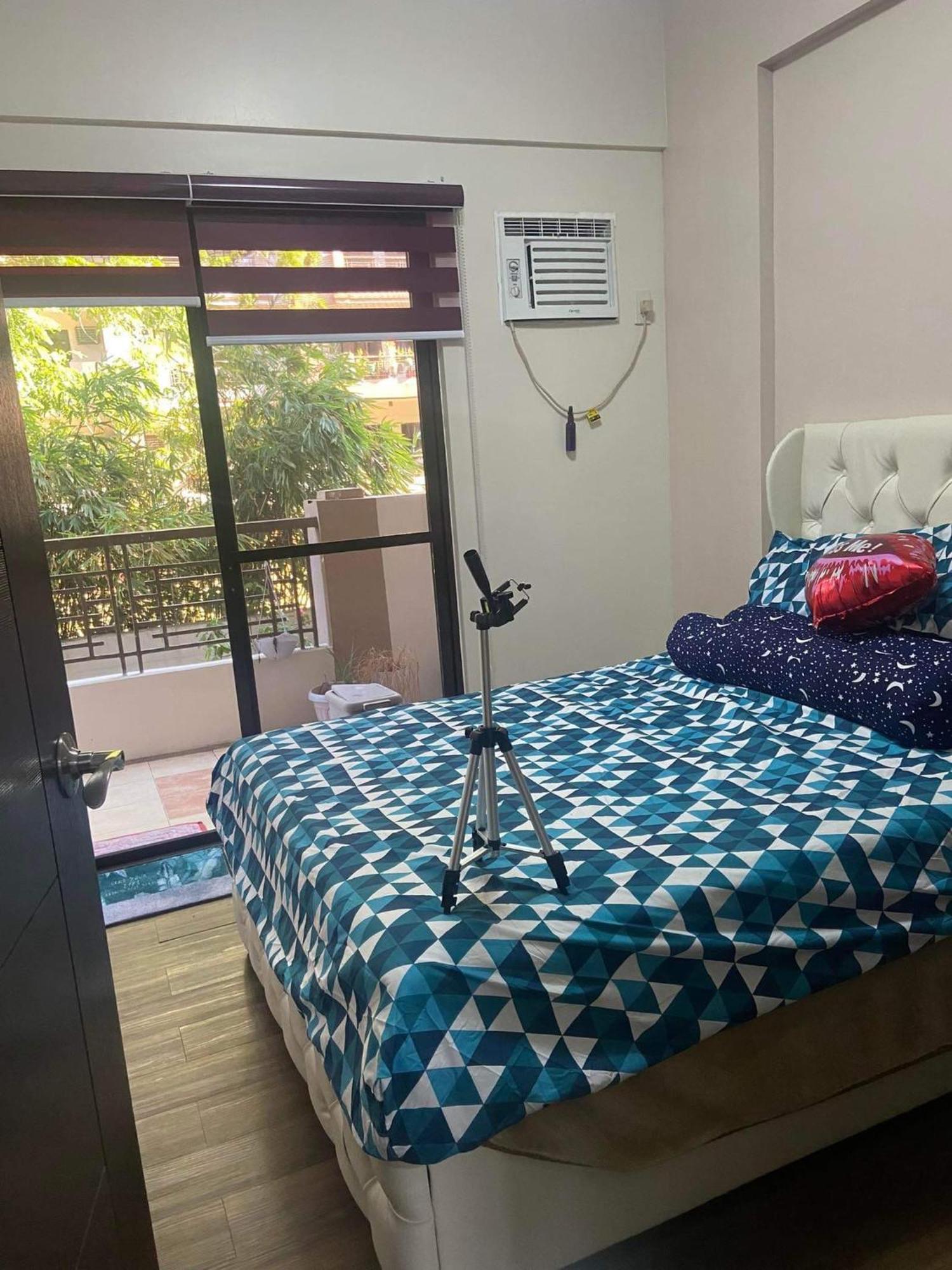 Rhapsody Residences Paranaque City Экстерьер фото